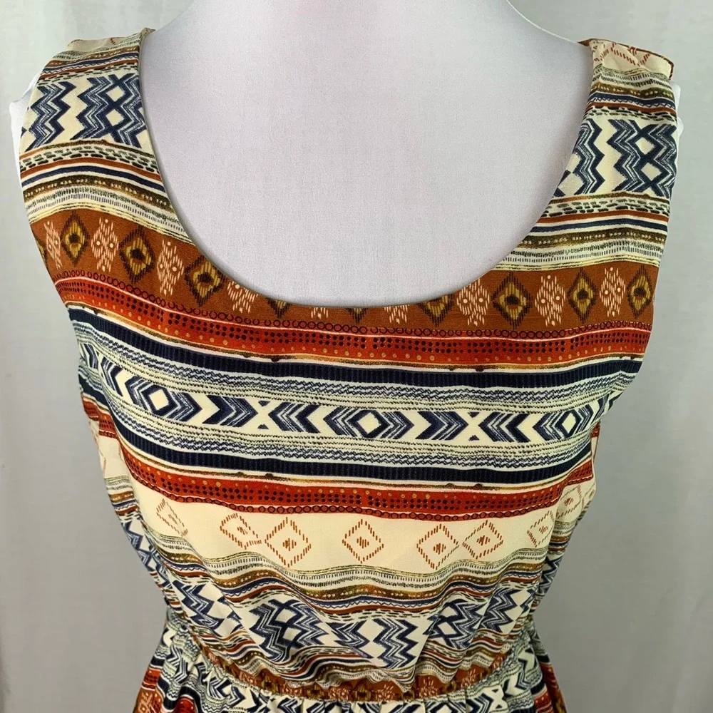 SM Wardrobe Aztec print sleeveless dress - Picture 6 of 11